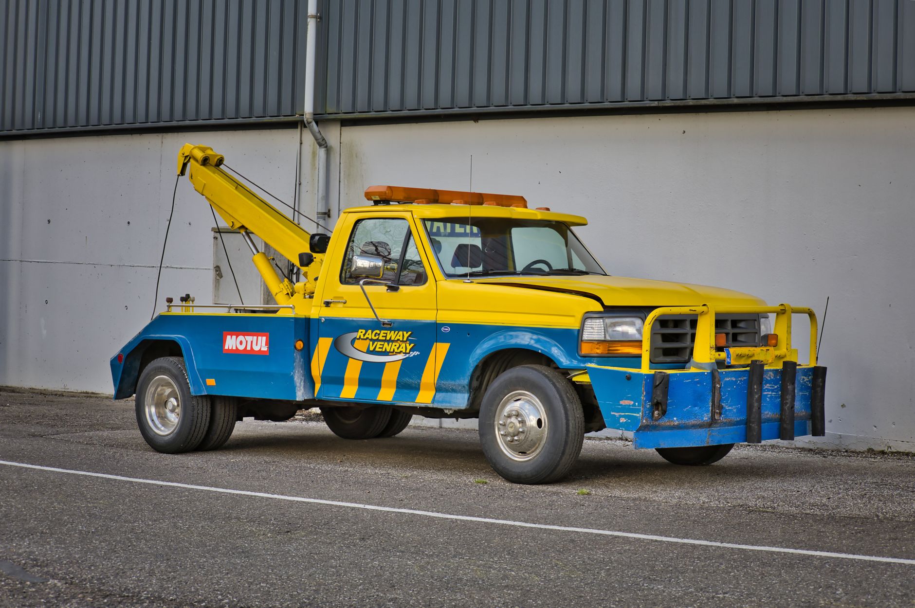Remorquage voiture équipe à Bègles